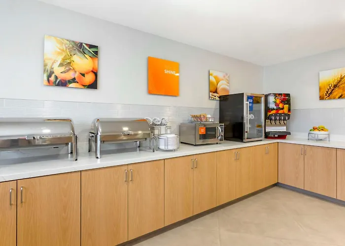 Comfort Suites At Tucson Mall